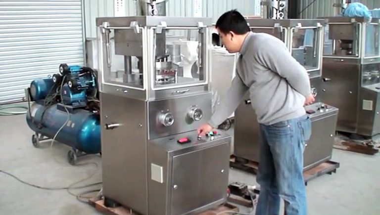 Máy dập viên thuốc đông y được ra đười và có những ứng dụng ra sao?